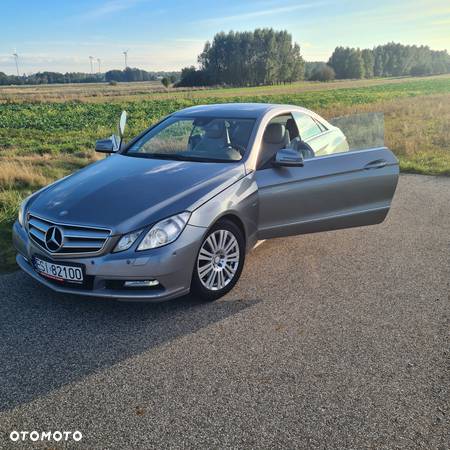 Mercedes-Benz Klasa E 250 CGI BlueEffICIENCY - 1