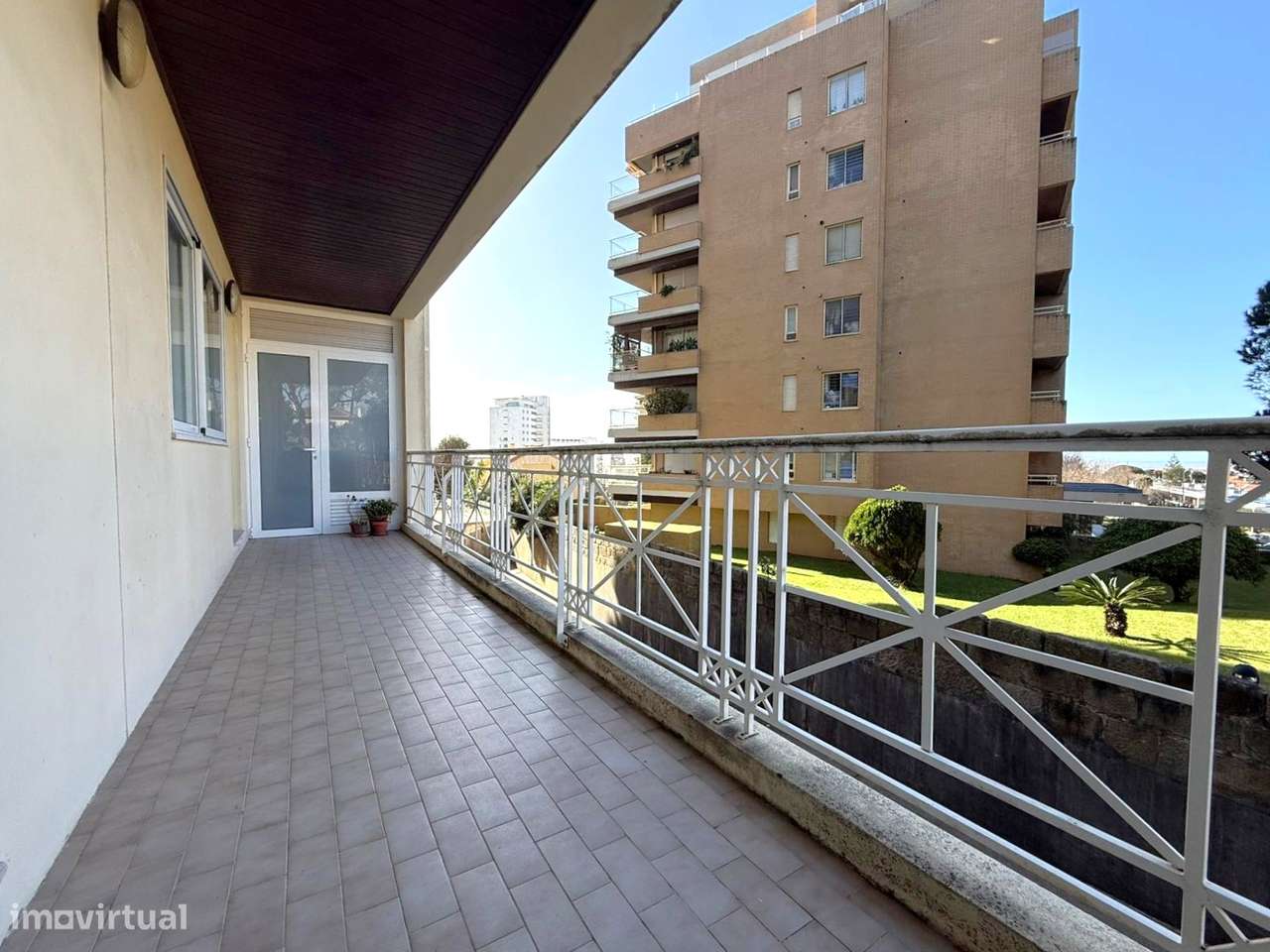 T4+1 c/ vista mar | Logradouro | Varanda nos Pinhais da Foz | Garagem-13