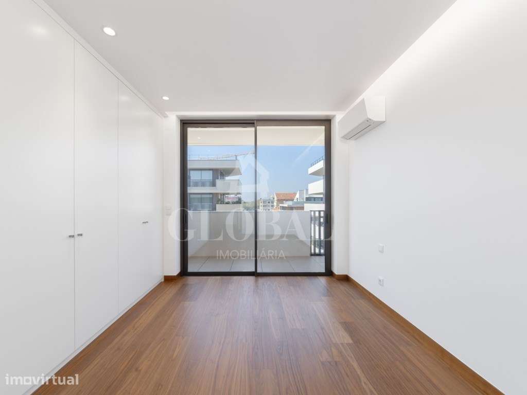 Apartamento T2 Condomínio HILGARDEN-6