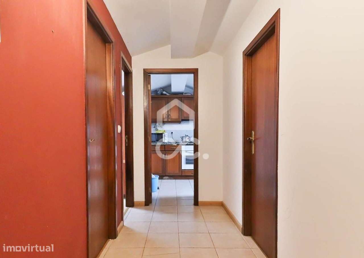 Apartamento com entradas independentes em São Martinho do Bispo, junto - Grande imagem: 5/17