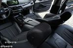 BMW Seria 5 520d M Sport - 8