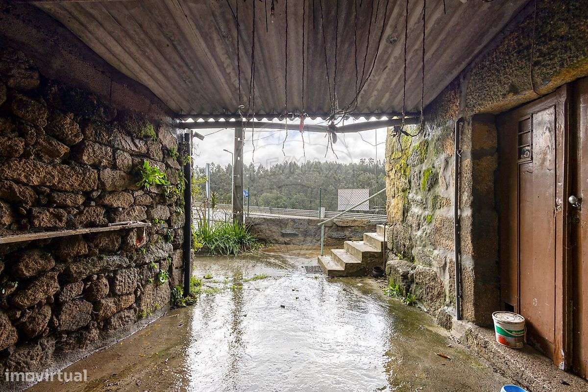 Moradia T2 para venda-17