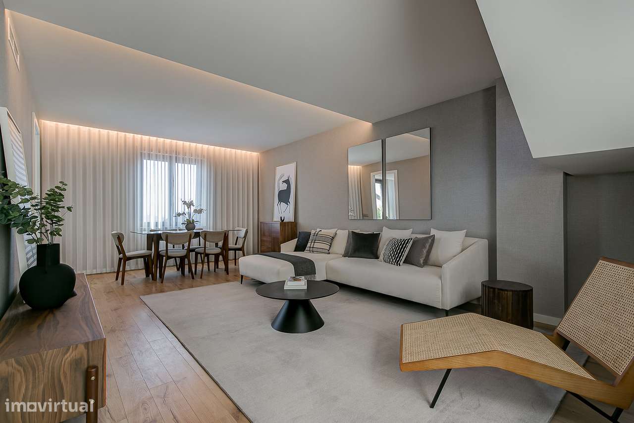 Apartamento T2 Duplex - Porto Renovato - Av. Fernão de Magalhães 210 - Grande imagem: 3/14