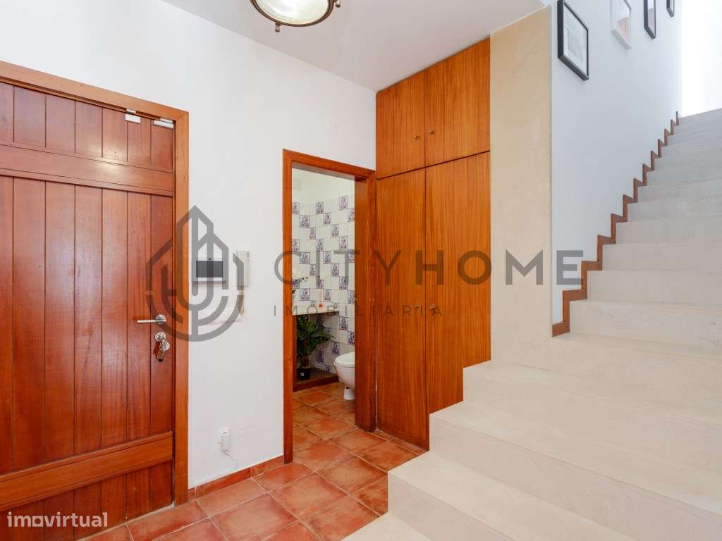 Moradia T4 com piscina infinita em terreno amplo em Silves - Grande imagem: 5/45