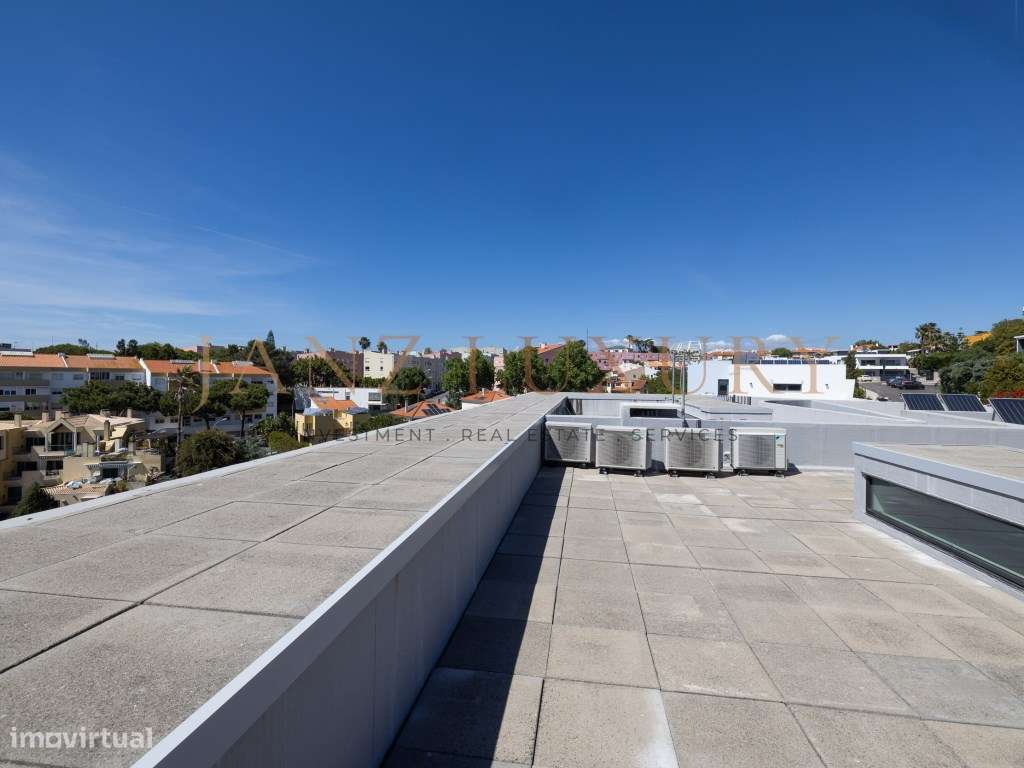 Moradia T4 Contemporânea com Vista Mar Total e Rooftop | Paço de Arcos-56