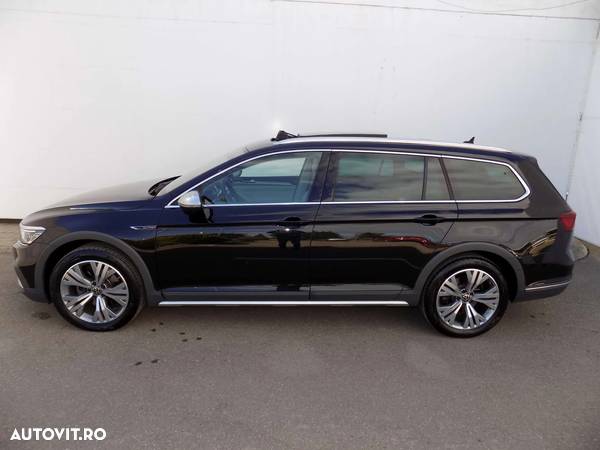 Volkswagen Passat Alltrack 2.0 TDI 4Mot DSG - 2