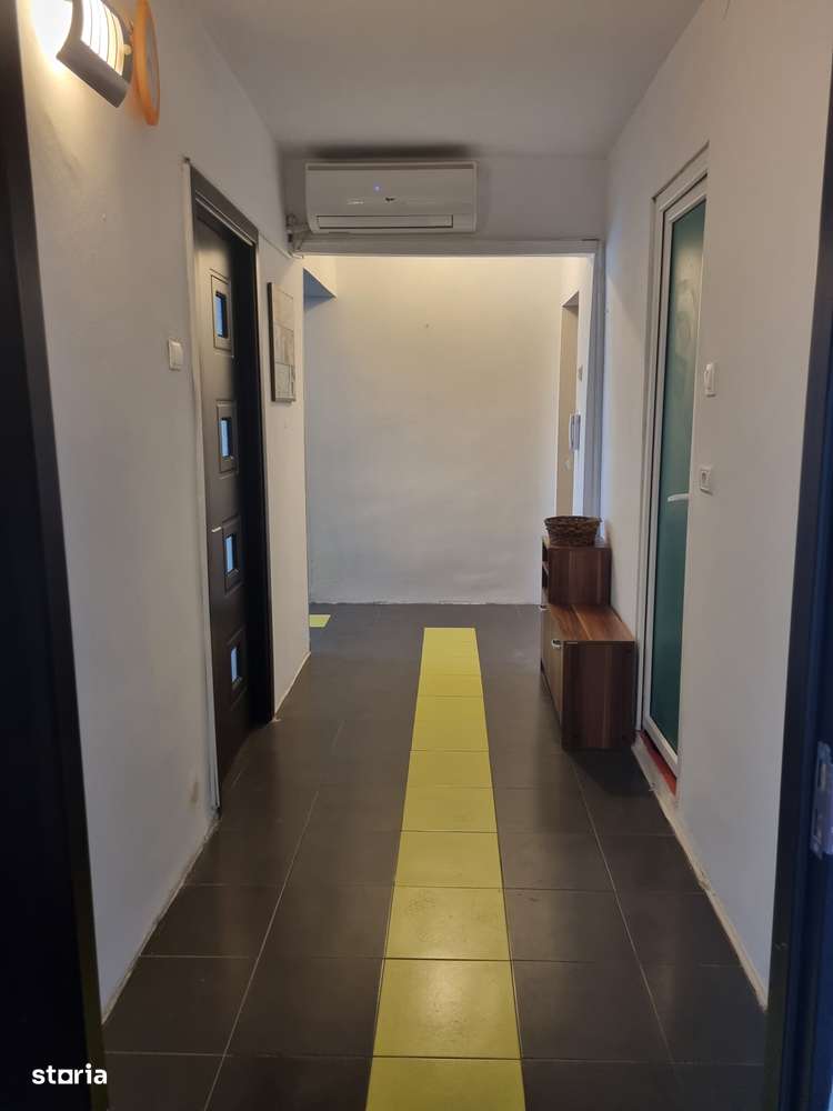 Vanzare apartament 2 camere - Imagine principală: 5/10