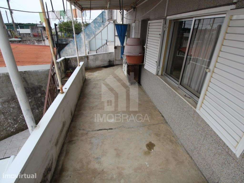 Venda Andar Moradia T2, em Real (Braga)-21