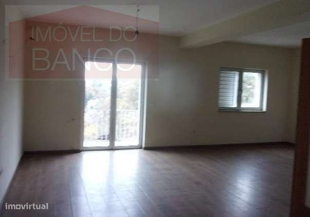 Imóvel de Banco | Moradia T4 Castro Daire | NEWS - Grande imagem: 4/8