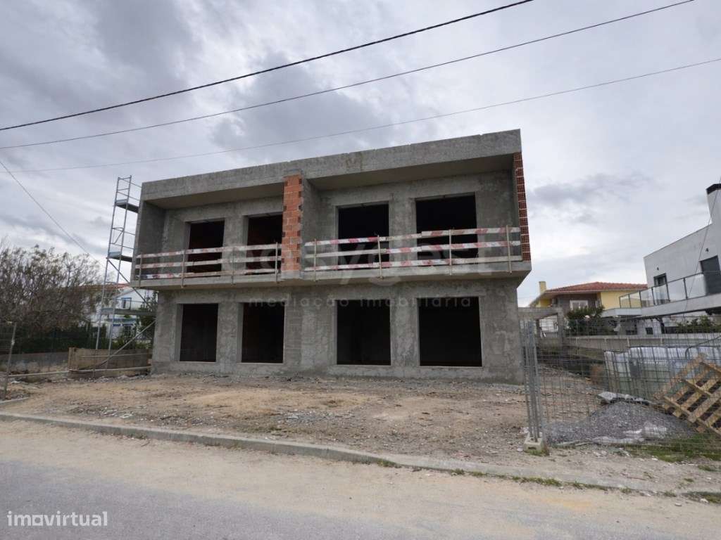 Espetaculares Moradias T4 Geminadas novas em Fernão Ferro - Grande imagem: 4/10