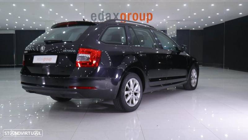 Skoda Octavia Break 1.6 TDI Ambition DSG - 3