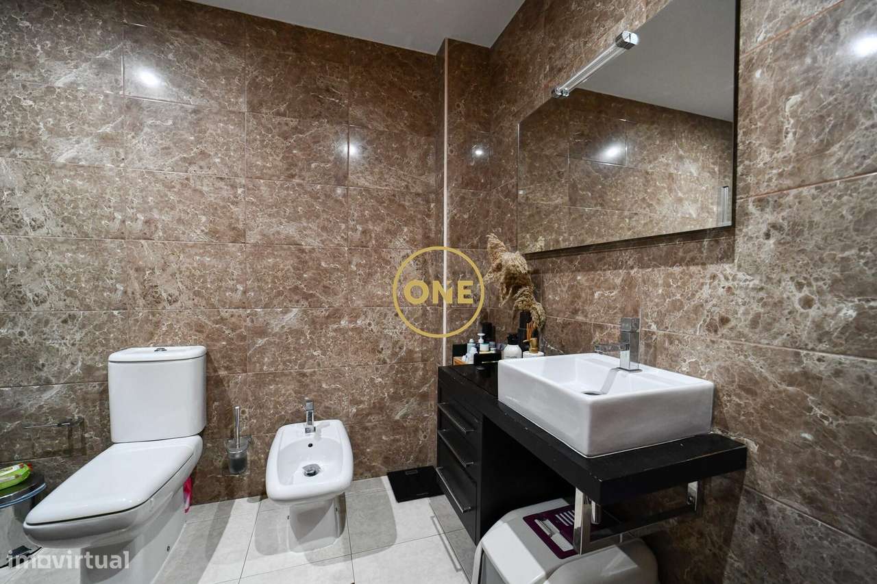 T2 em Retorta – Espaço, Conforto e Localização Privilegiada-17