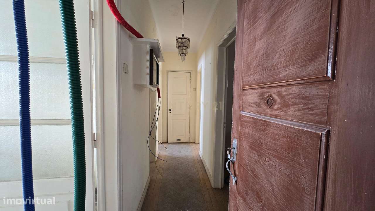 T2 com Sotão para reabilitação Falagueira, Amadora. - Grande imagem: 3/25