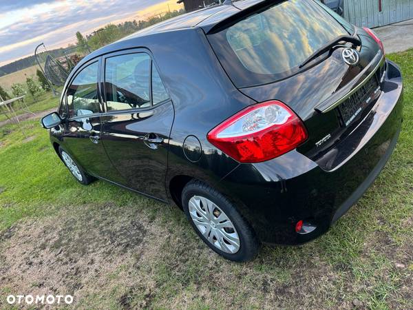 Toyota Auris 1.33 VVT-i - 5