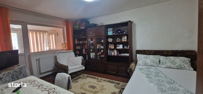 Zona Ciresica, 2 camere decomandate cu suprafata utila de 59 mp.-10