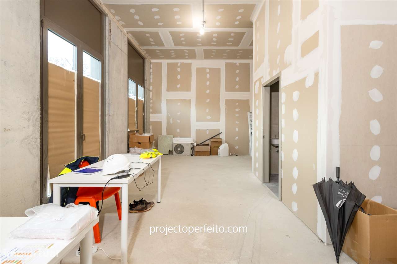 Loja  Venda em Águas Santas,Maia - Grande imagem: 2/9