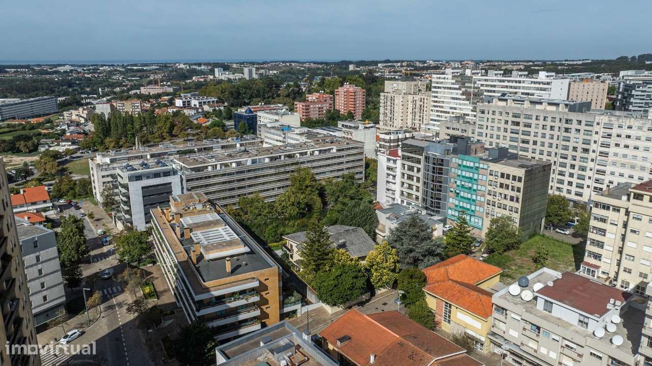 Moradia T3 no Centro da Maia –A 2 Min. do Metro Jardim, Garagem para 2-31