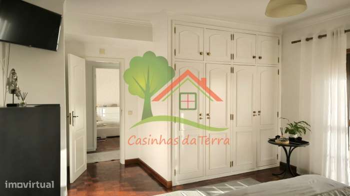 Moradia T5 com Vista de Mar Deslumbrante em Baleia, Carvoeira-21