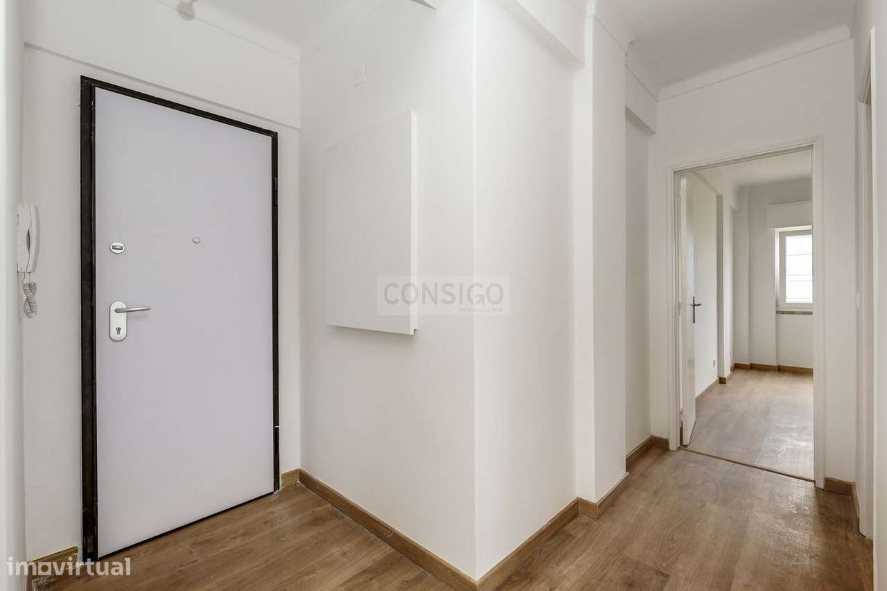 Apartamento t1 à venda na Rua Dom Dinis-11