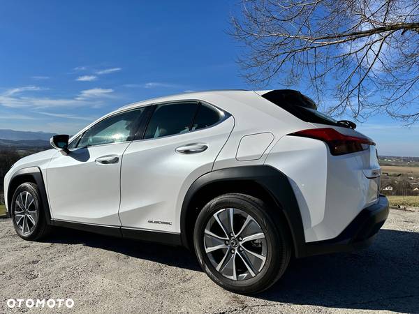 Lexus UX 300e 54.3 kWh Business Edition 2WD - 12