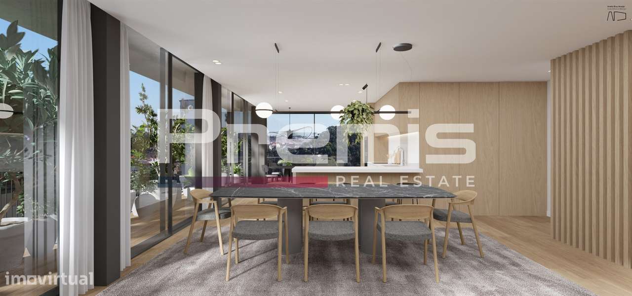 Penthouse T4 de Luxo na 1ª Linha de Mar – Vistas Panorâmicas Rio e Mar-21