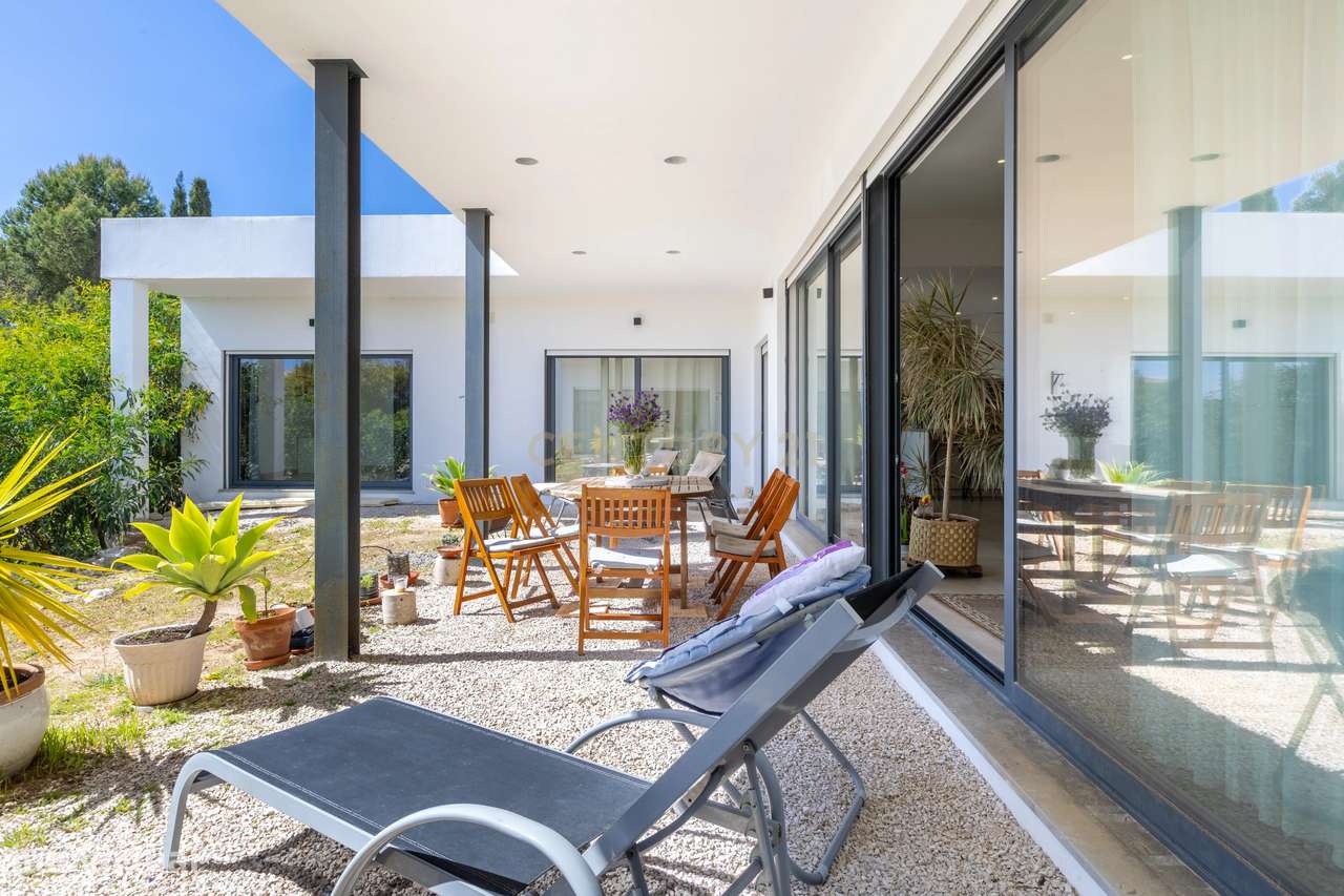 Moradia térrea Isolada com 3 suítes | Cerro Azul | Algarve - Grande imagem: 3/26