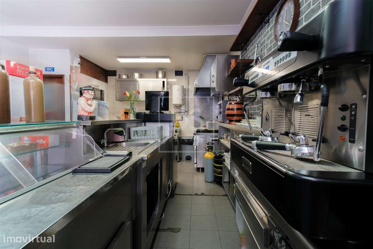 Moradia Geminada T6 Venda em Campolide,Lisboa-9