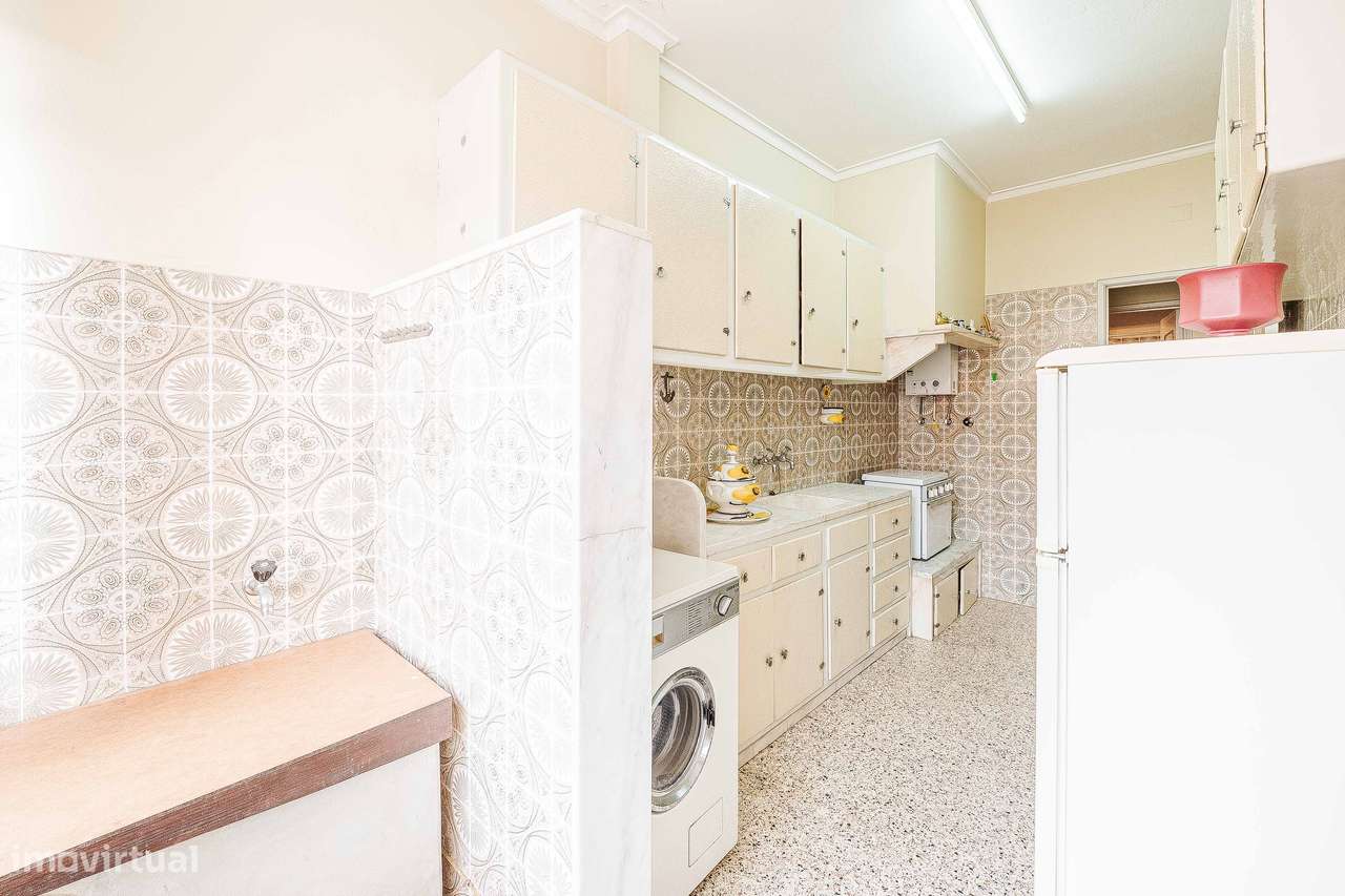 T2 a escassos passos da estação de comboio de Barcarena-18