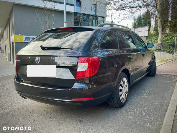 Skoda Superb 2.0 TDI Active - 6