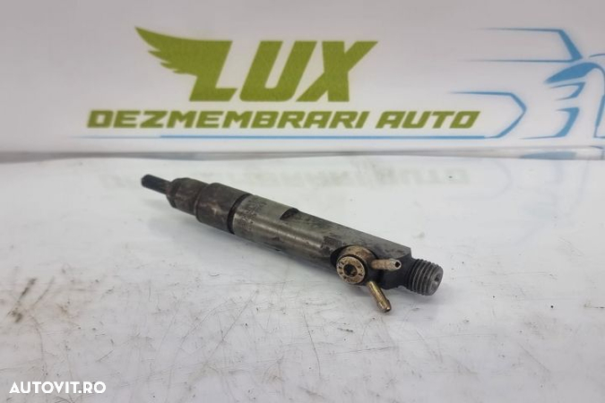 Injector injectoare 2.5 tdi 074130201c Volkswagen VW LT35 generatia 2  [din 1996 pana  2006] seria - 1