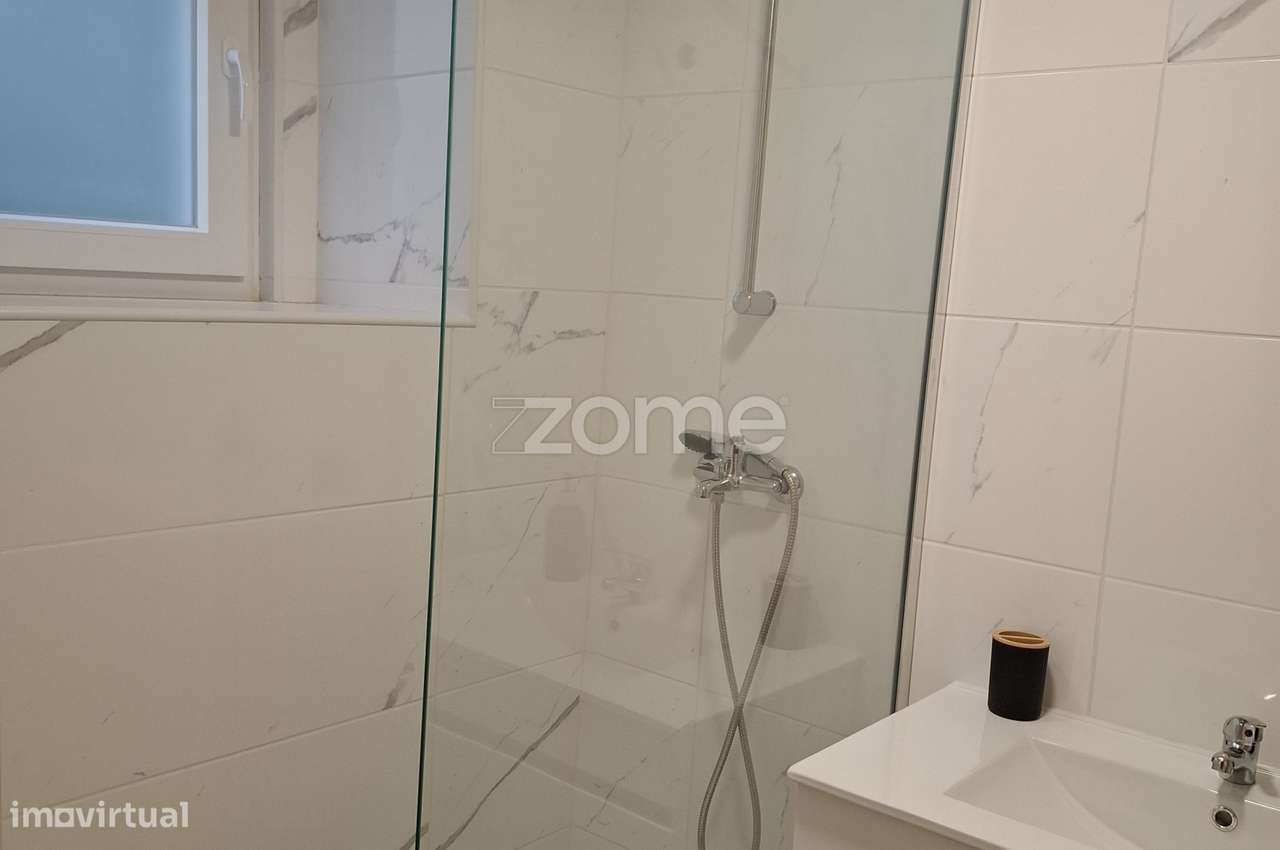 Moradia em Oliveira do Hospital - Pronta a habitar - Grande imagem: 1/20