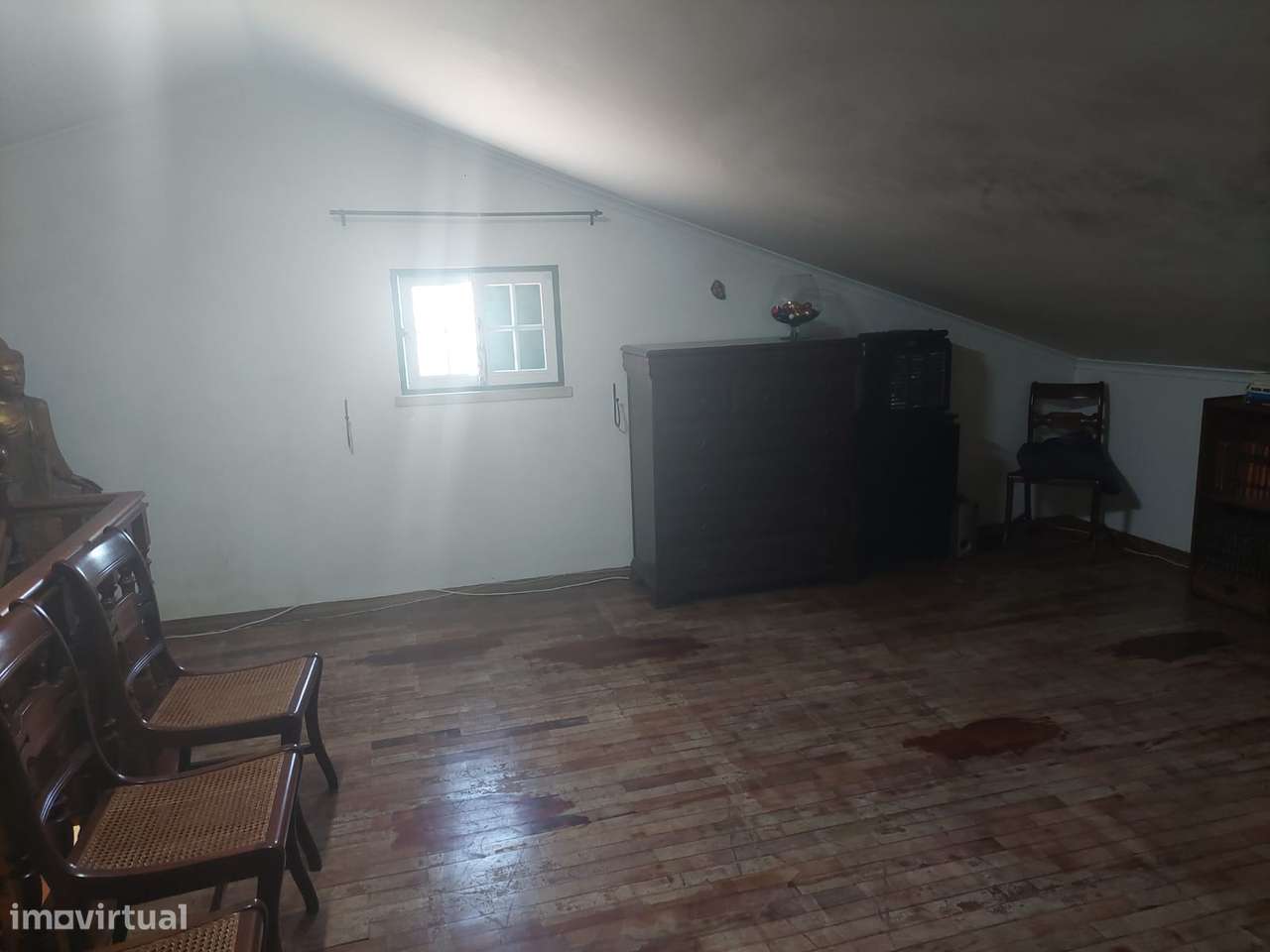 Moradia T2+1 com piscina em Salvaterra De Magos.-21