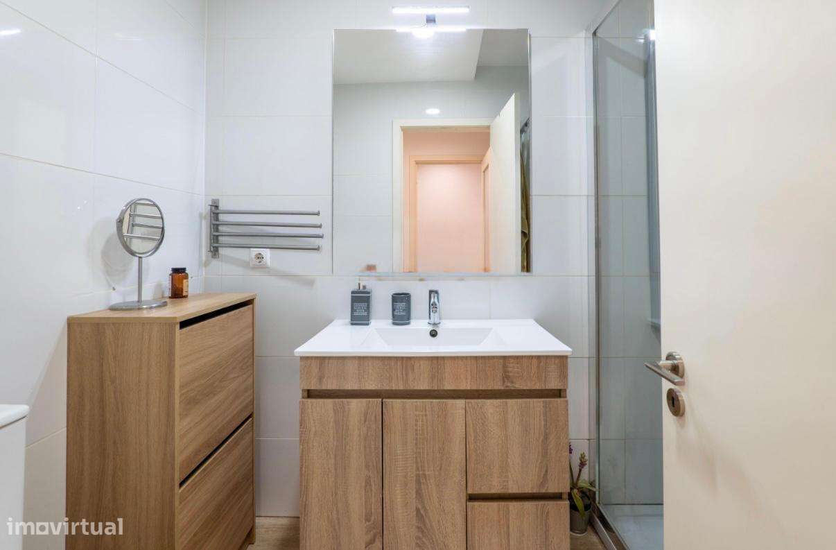 Apartamento T3 Renovado no coração de Matosinhos-3