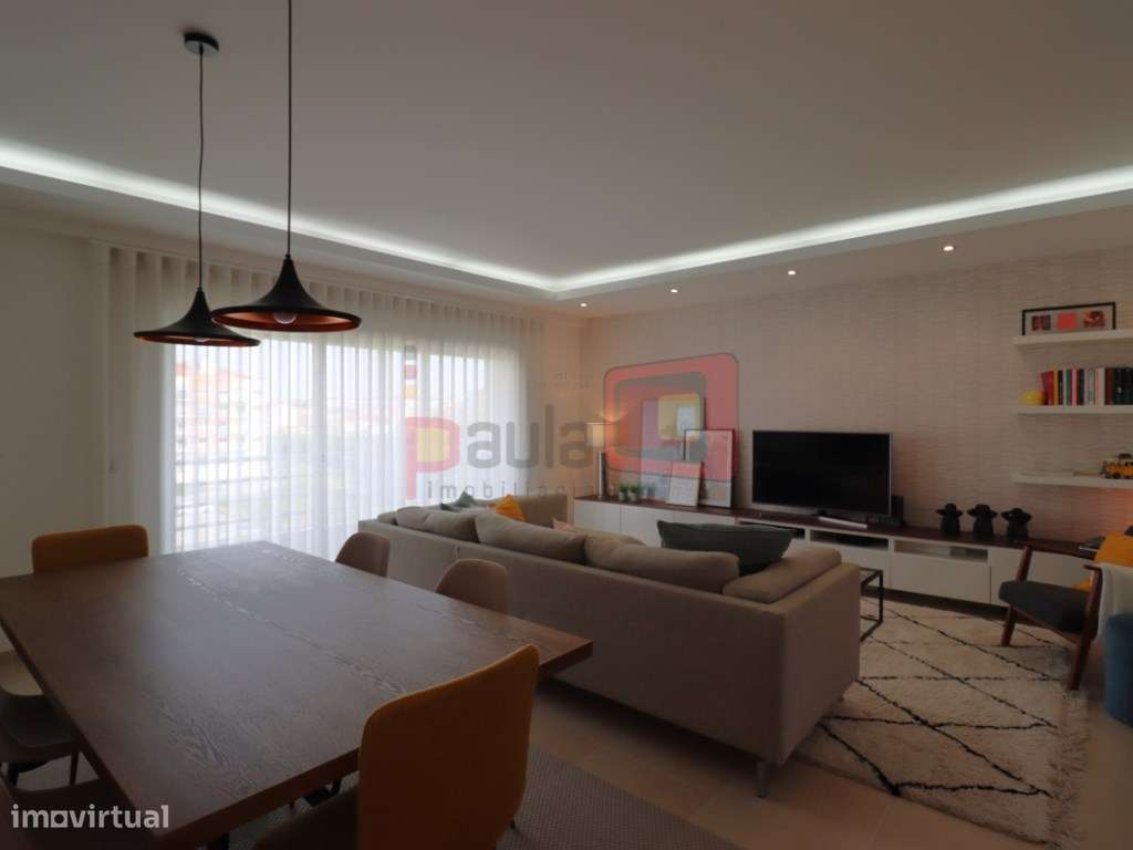 APARTAMENTO T3 MONTIJO COM PARQUEAMENTO E ARRECADAÇÃO-4
