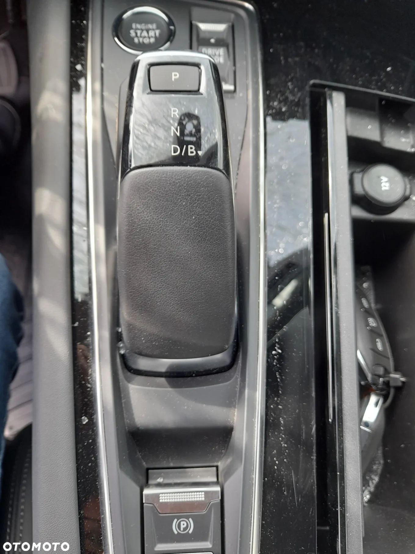Peugeot 508 Plug-In Hybrid 225 e-EAT8 Allure - 12