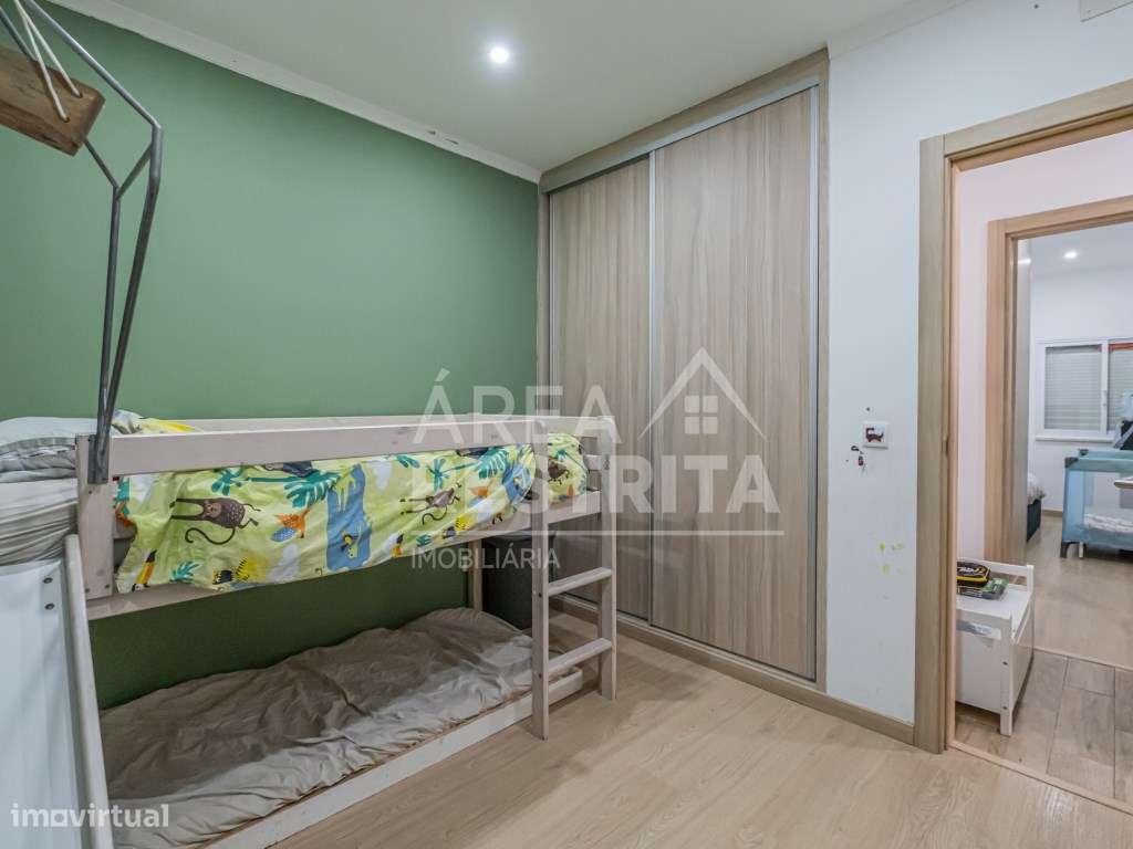 MORADIA GEMINADA T3+1 EM PLENA SERRA DA ARRABIDA - AZEITÃO-7