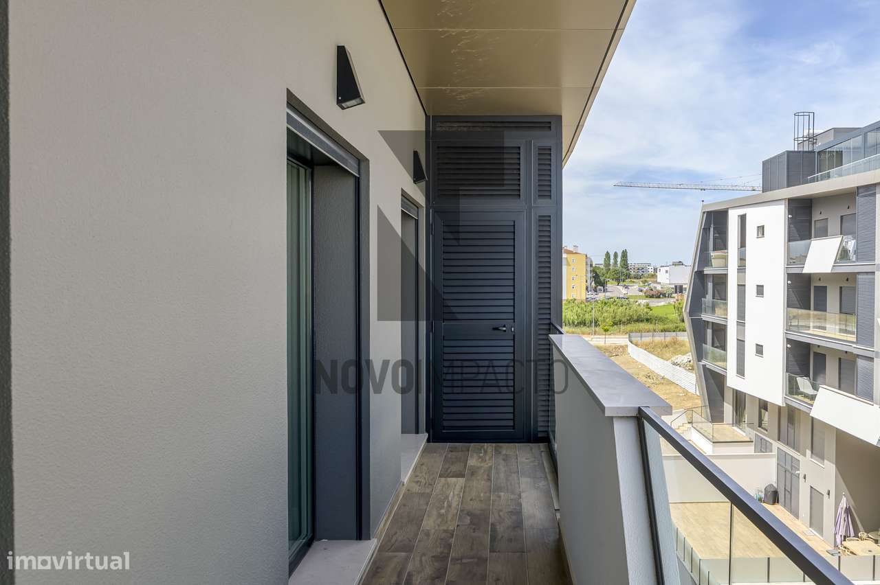 T4 Duplex de Luxo Mobilado, com 2 Terraços e Box para 2 Carros | Mo...-50