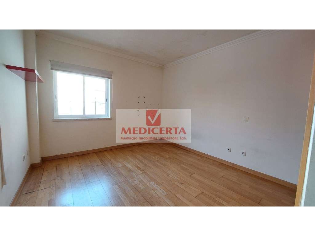 Beloura -T3 - condomínio com piscina-19