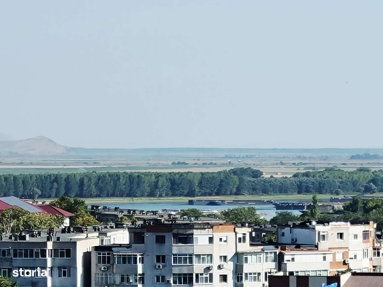 Ap spatios Ps-uri VEGA Ultimul Leu etaj superior priveliste deosebita - Imagine principală: 2/11