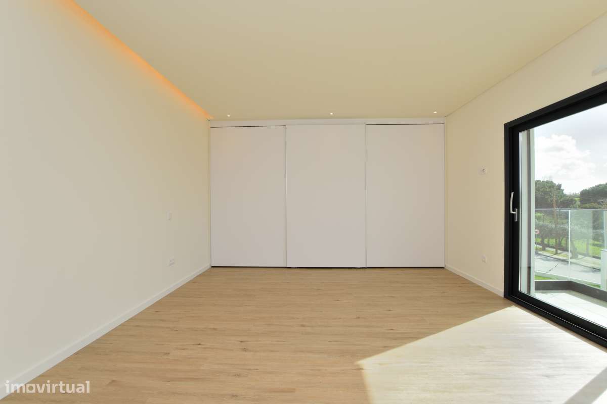 Moradia T4 c/ Certificação Energética A+ | Aveiras de Cima-31