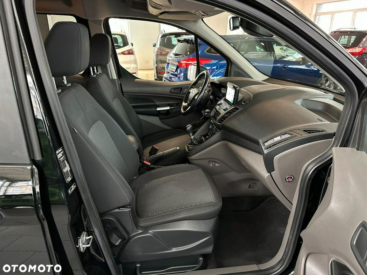 Ford Transit Connect - 4