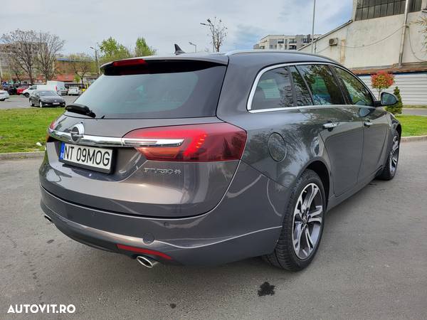 Opel Insignia 2.0 BiTurbo CDTI 4x4 Aut. Edition - 4