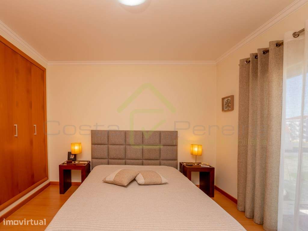Apartamento T2 no Centro com boas áreas e excelente localização-26