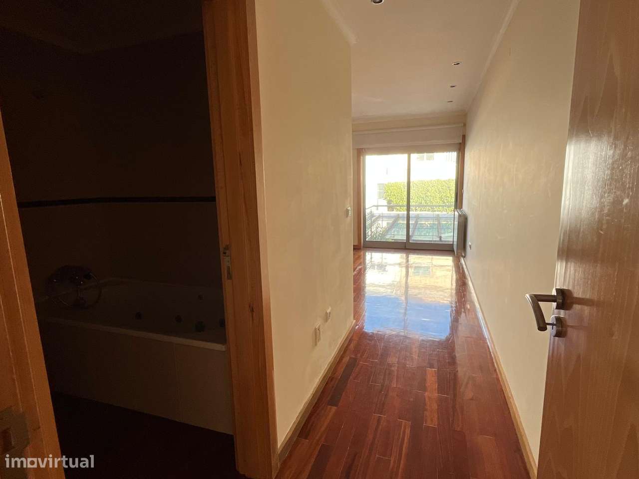 Geminada com piscina, garagem e terraço em Canidelo-19