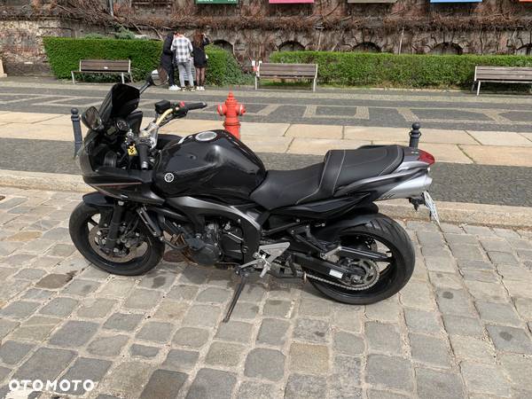 Yamaha FZ6 - 3