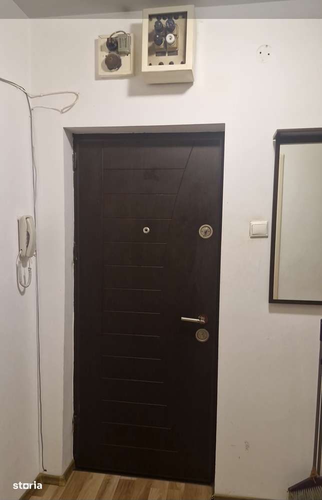 Apartament decomandat Policlinica Titan-13