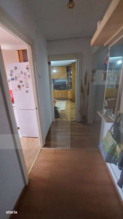 Apartament de vanzare, cu 3 camere, etaj 4, zona Girocului - Imagine principală: 3/16