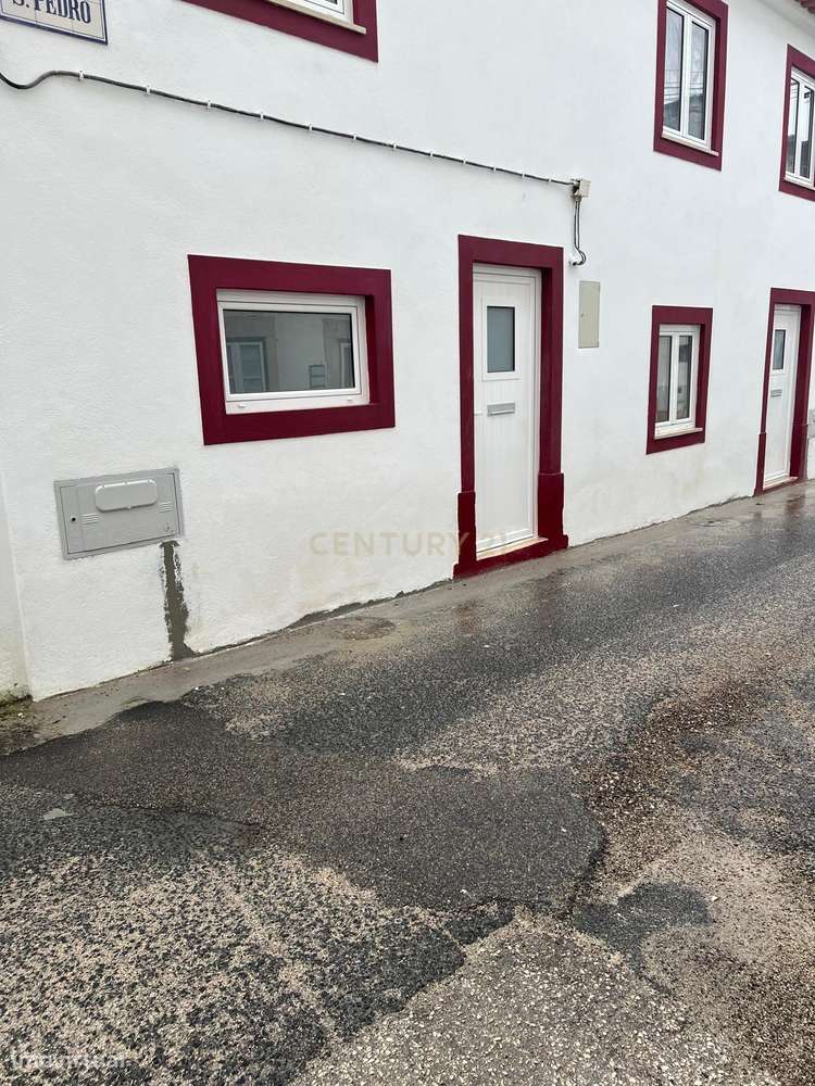 Prédio na Zona Histórica de Torres Novas-12