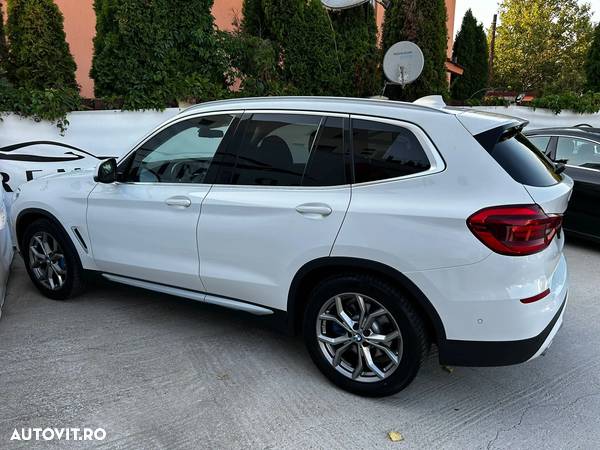 BMW X3 xDrive25d AT xLine - 11