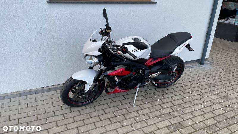 Triumph Street Triple - 3